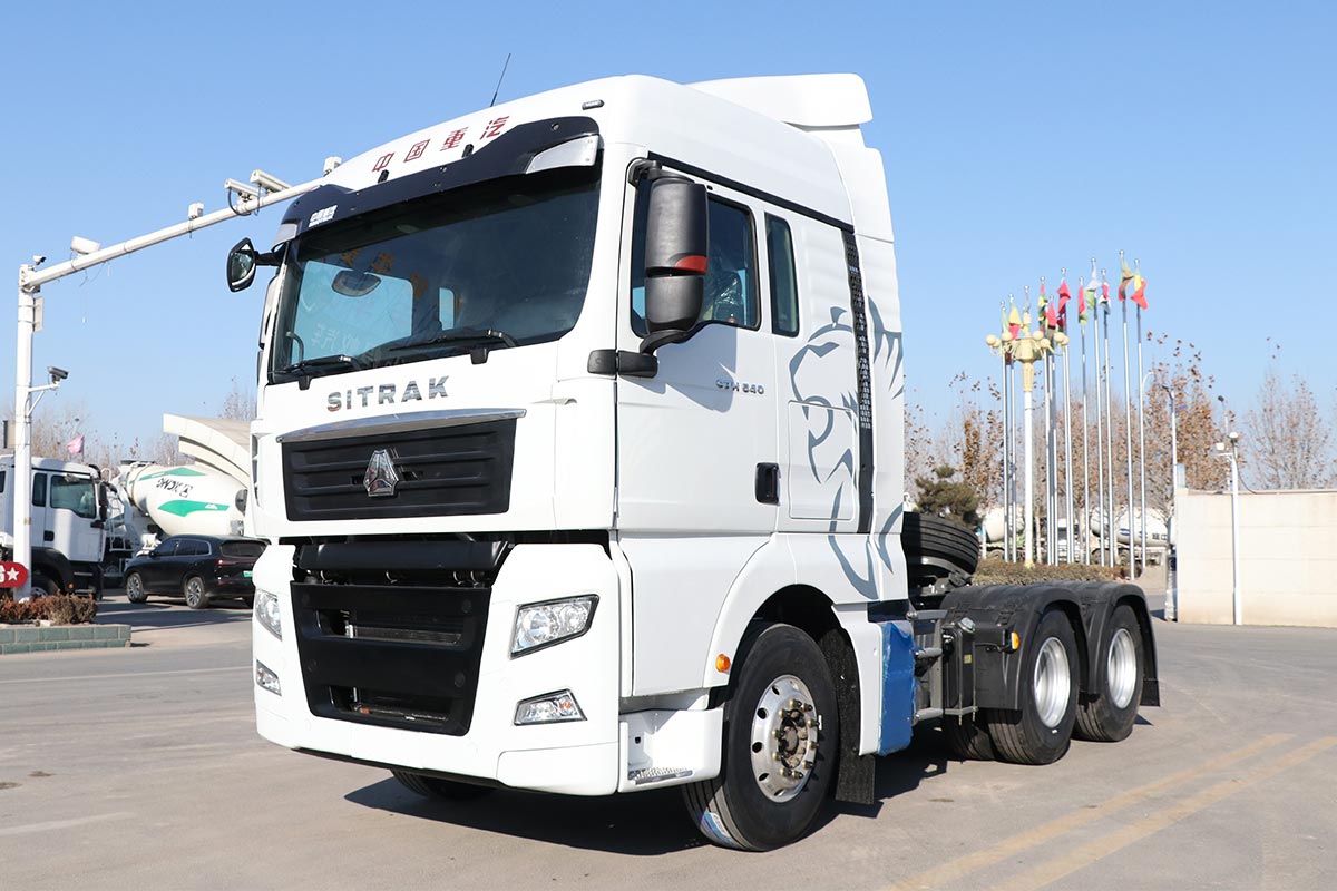 The SITRAK 6X4 Tractor Is Specially Desi