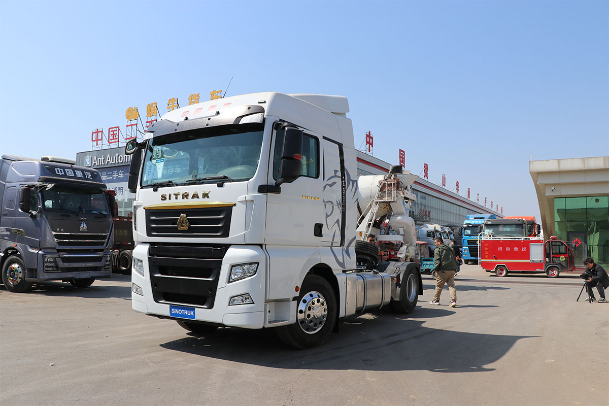 The SITRAK C7H 4X2 Tractor Is Specially 