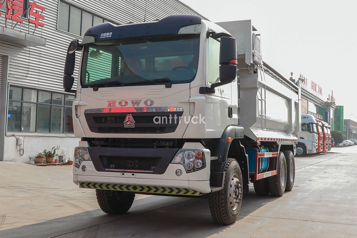 Sinotruk HOWO TX 6X4 Dump Truck Is Speci