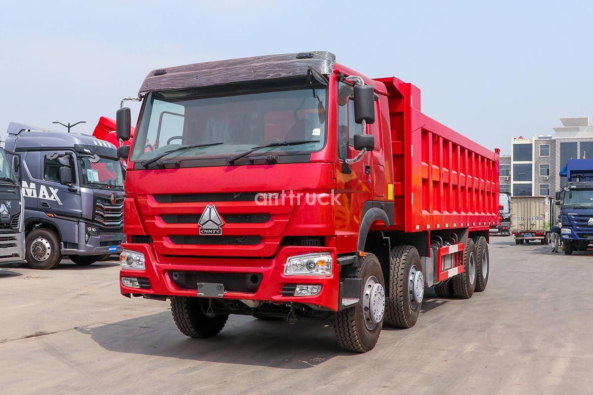 Le Camion à Benne Basculante Sinotruk HOWO-7 8X4 Est Spécialement Conçu Pour Une