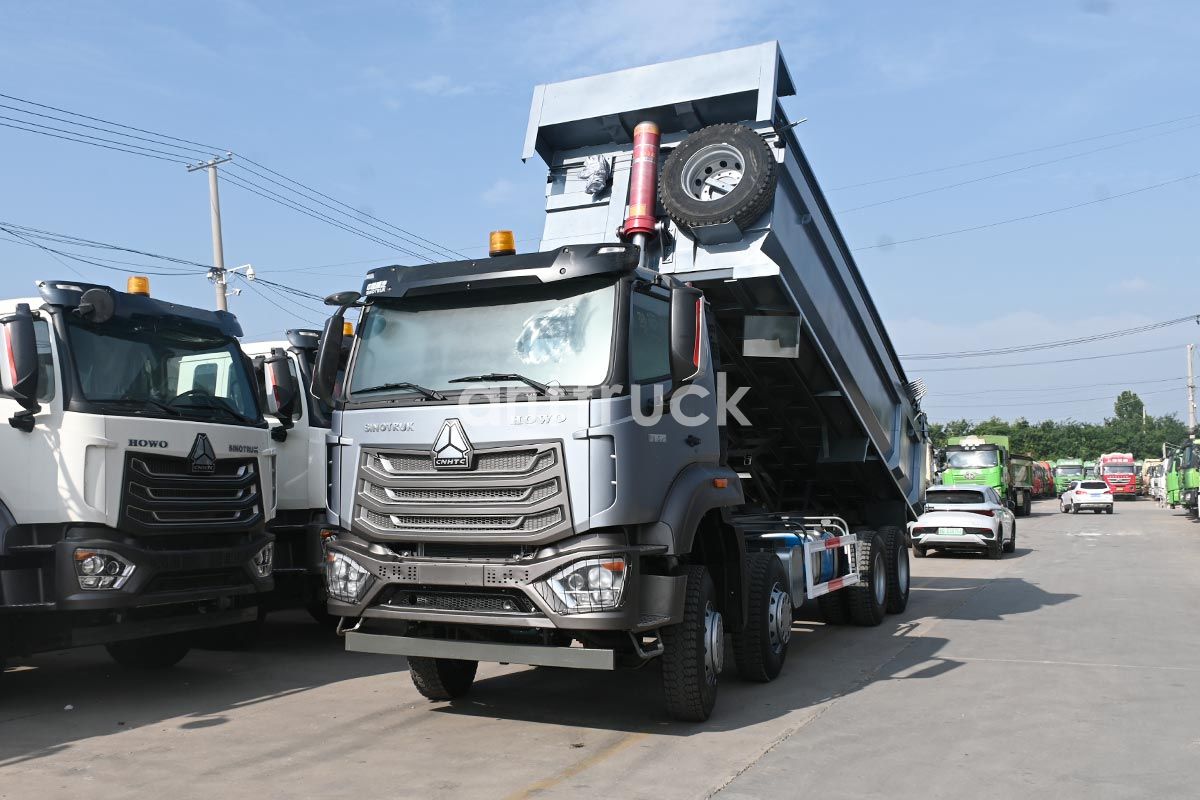 Самосвал Sinotruk HOWO NX 8X4 специально разработан для сверхинтенсивных транспо