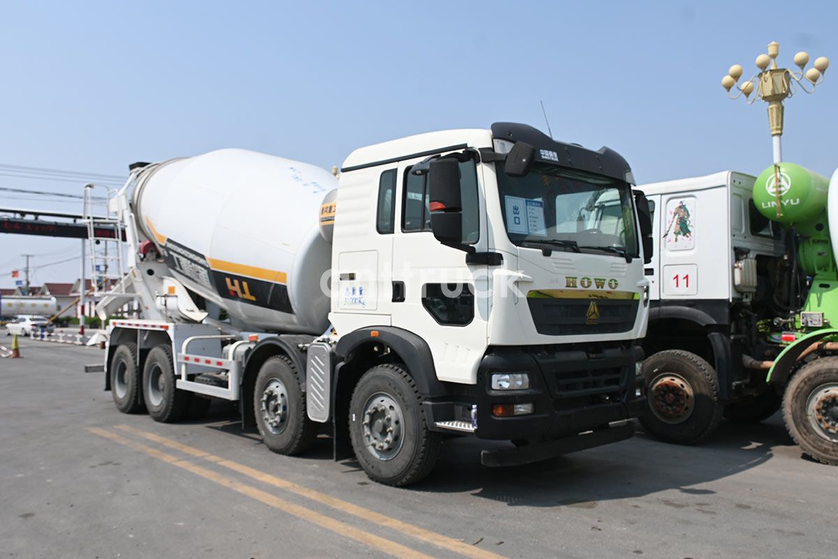 Автобетоносмеситель HOWO TX 8X4 специально разработан для смешивания бетона