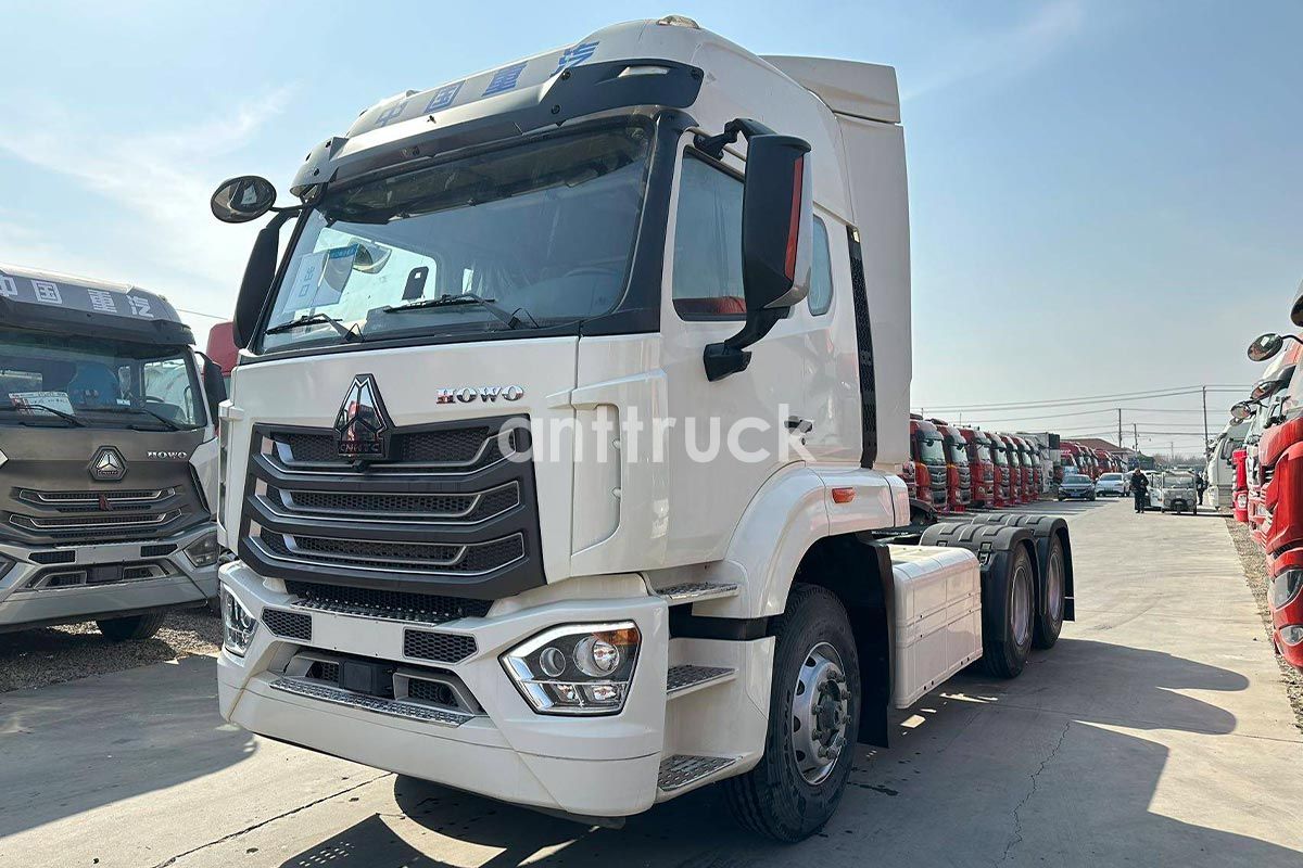 The Sinotruk HOWO NX 6X4 Tractor Is Spec