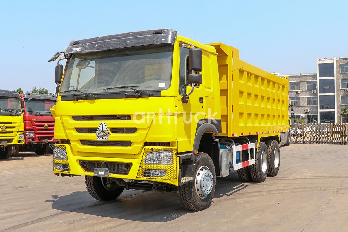 Le Camion-Benne Sinotruk HOWO-7 6X4 Est Spécialeme