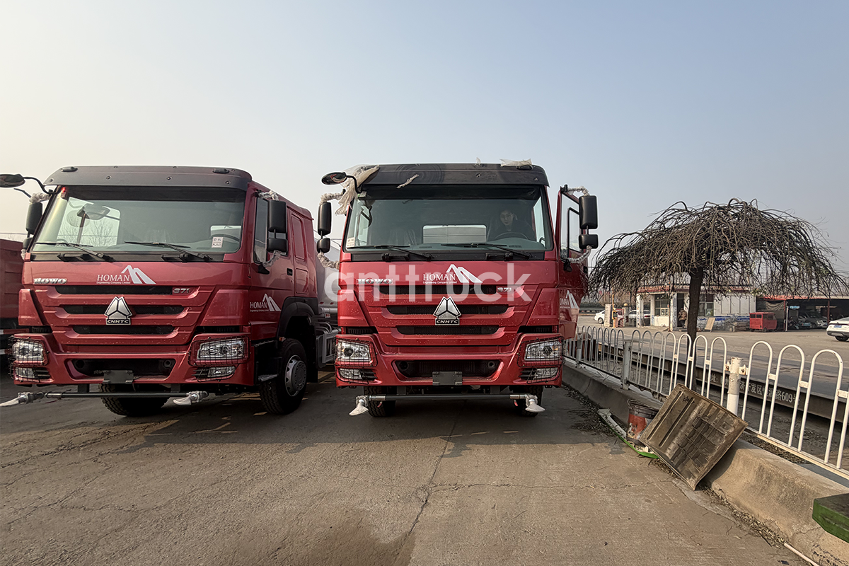 The Howo-7 6X4 Water Tanker Is Used For 