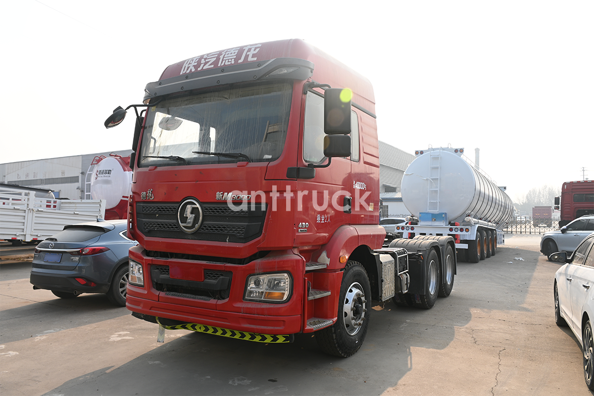 The Shacman M3000 6X4 Tractor Truck Is D