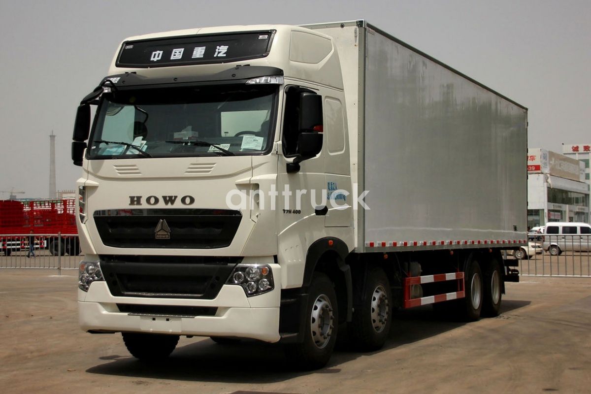The HOWO TX 8X4 Cargo Tru