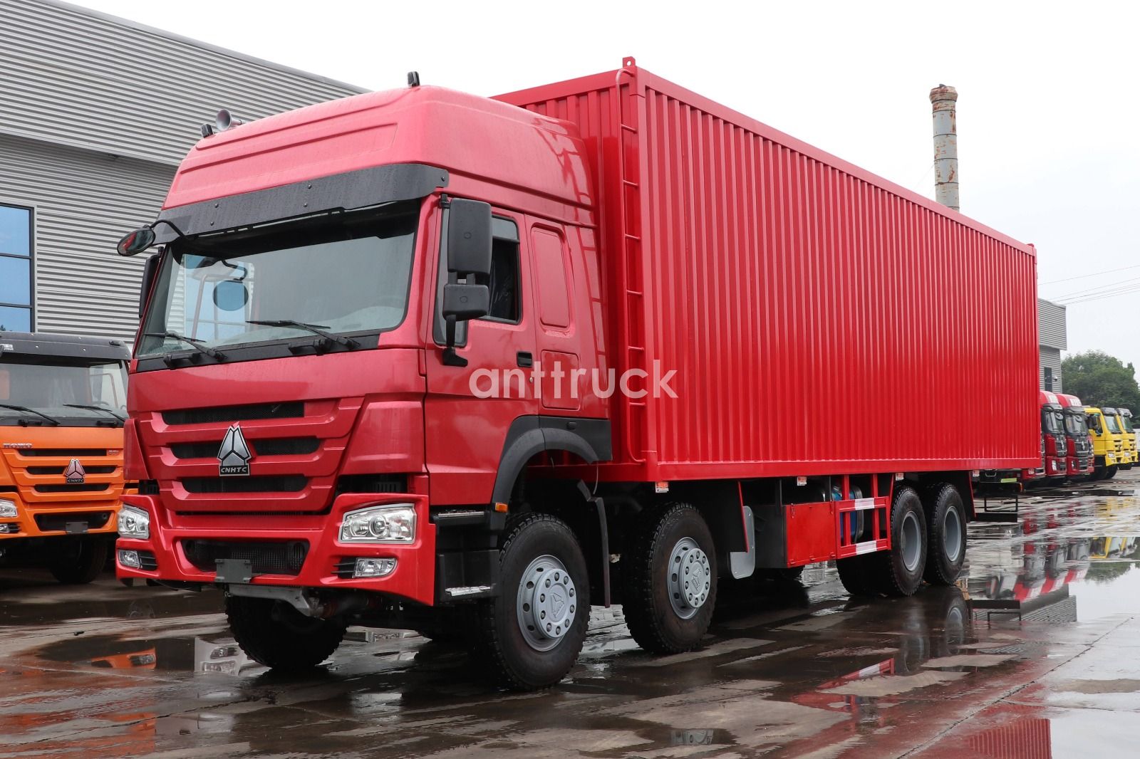 Le Camion Cargo Howo-7 8X4 Est Conçu Pour Le Trans