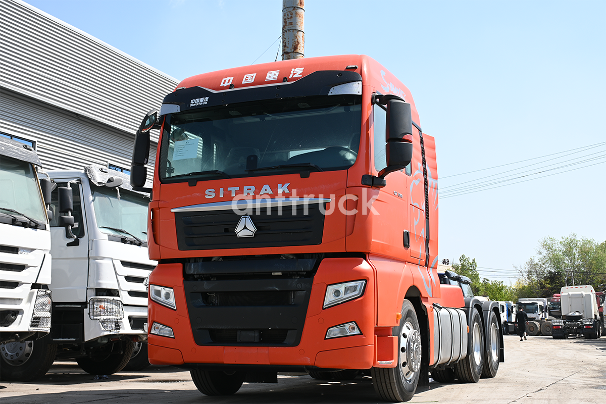 Le Tracteur Routier SITRAK 6X4 : Adapté Aux Terrai