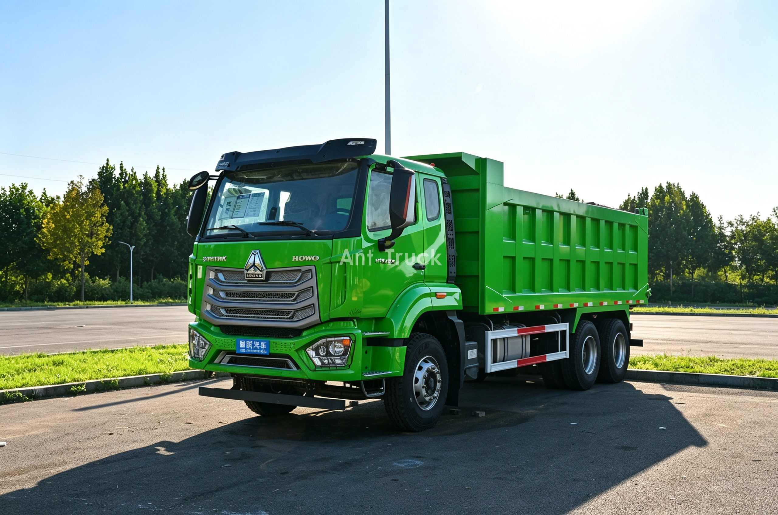 شاحنة قلابة مستعملة SINOTRUK HOWO NX 6×4 بقوة 400 